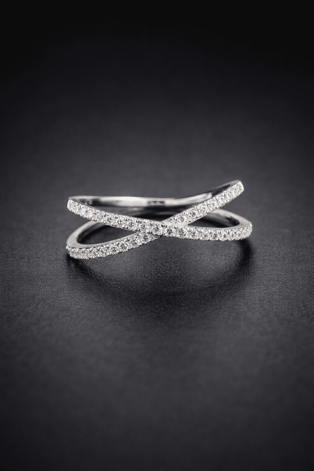Anillo Cruzado de Oro Blanco 18K con Brillantes - Mateu Joyeros