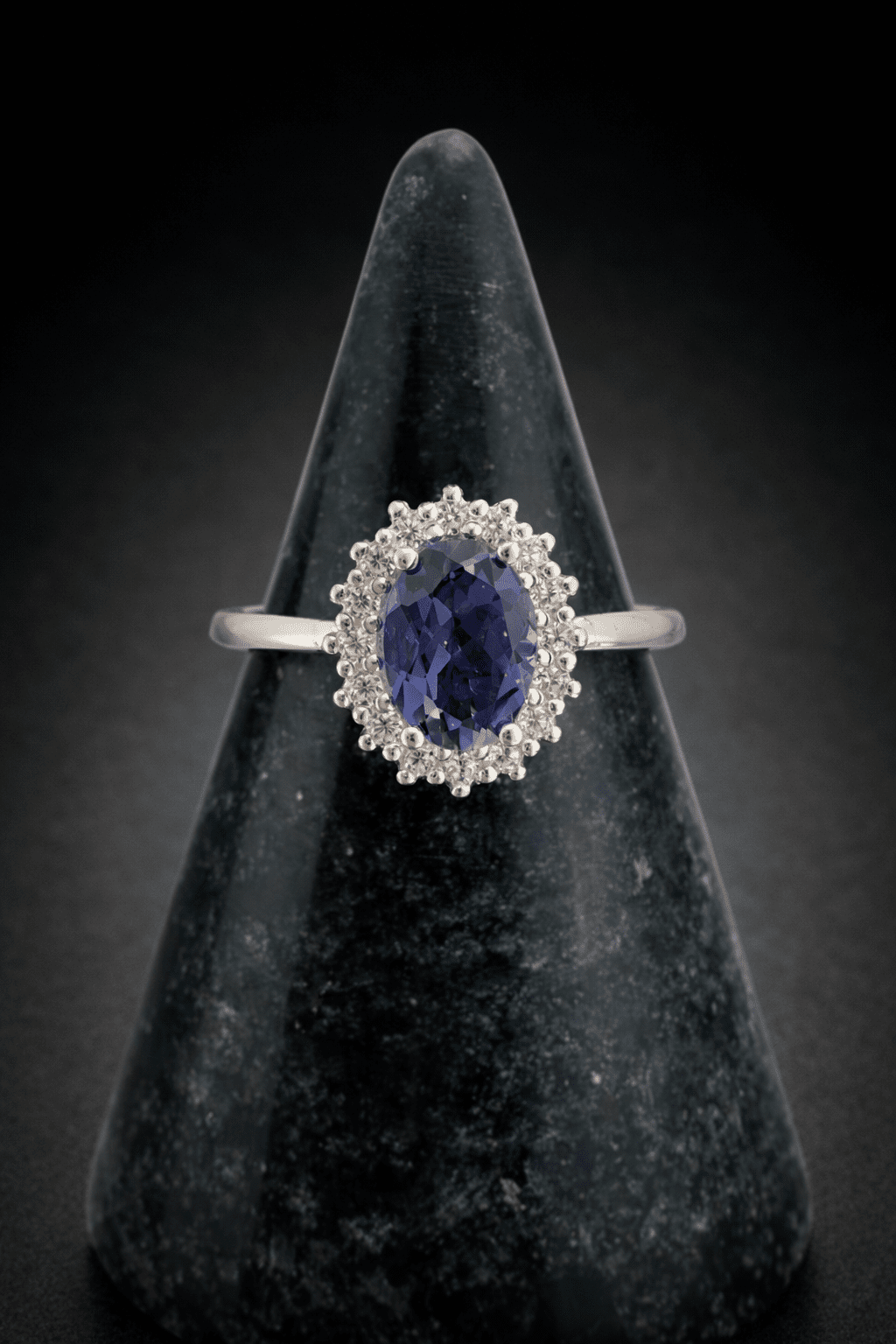 Anillo Iolita natural - Mateu Joyeros