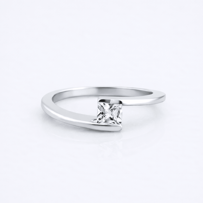 Anillo pedida oro blanco talla princesa - Mateu Joyeros