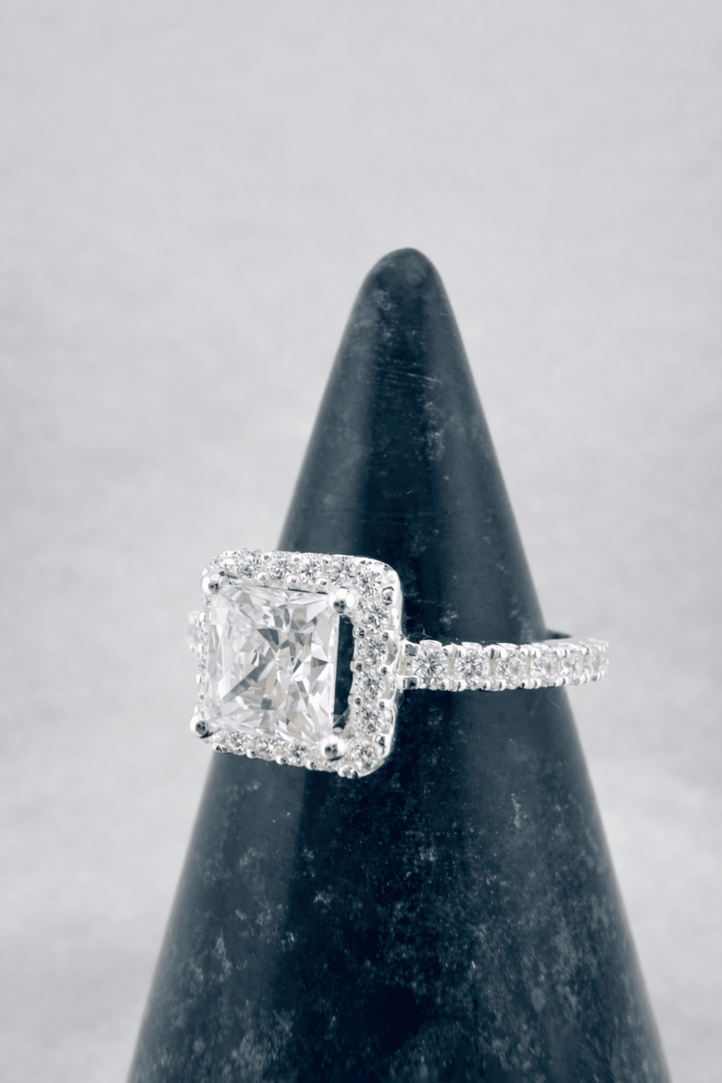 Anillo talla princesa - Mateu Joyeros