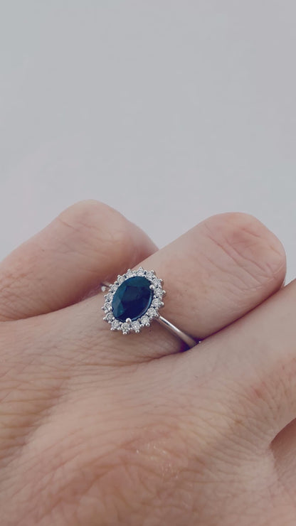 Anillo zafiro y diamantes